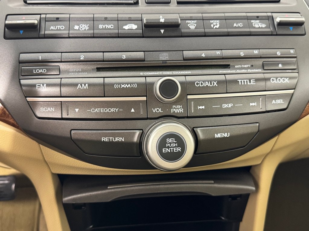 Used 2011 Honda Accord EX-L image 16