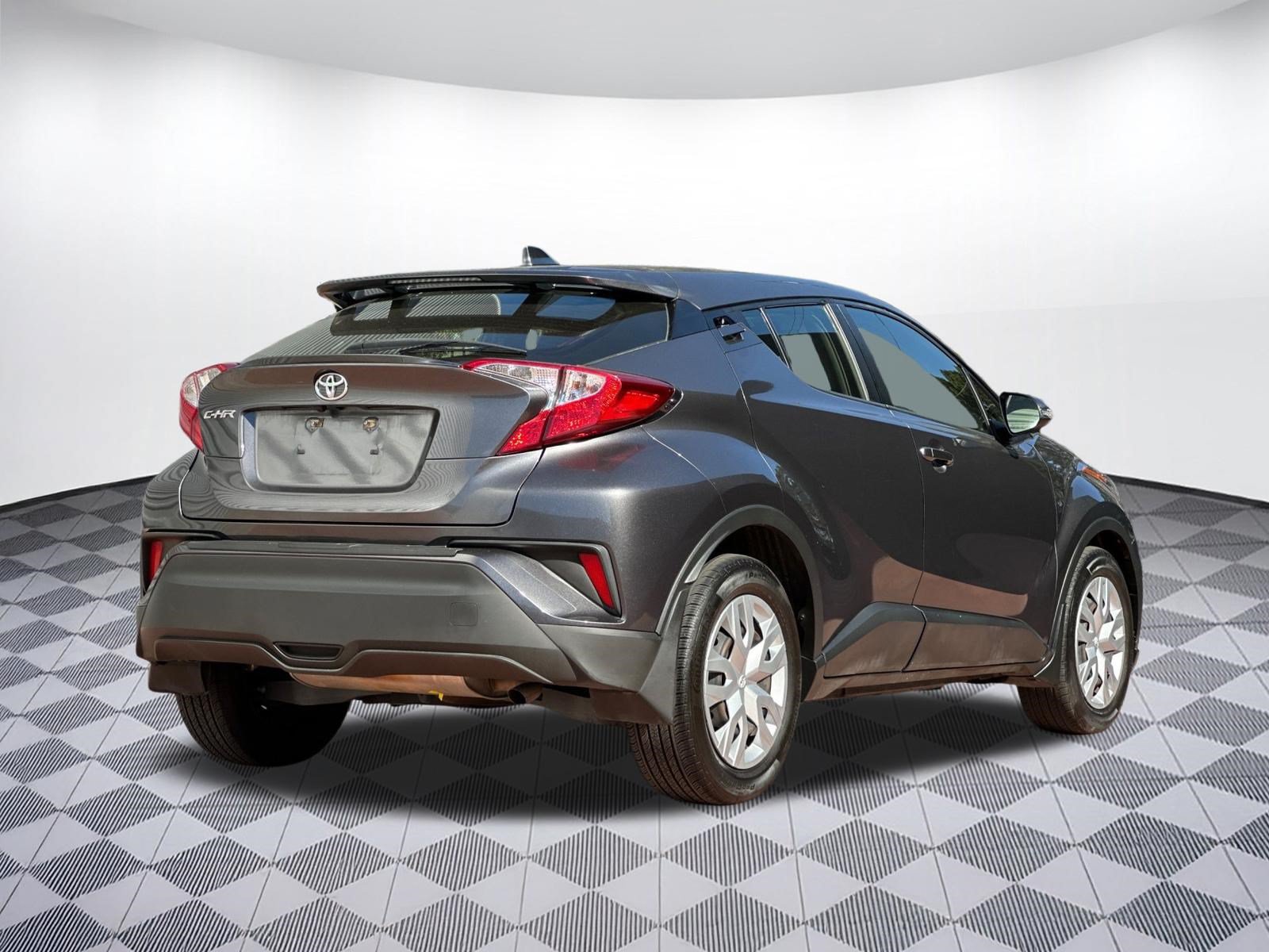 Used 2020 Toyota C-HR LE FWD image 9