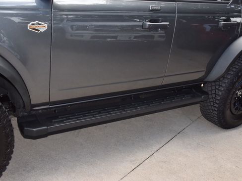 Certified 2022 Ford Bronco Wildtrak AWD/4WD image 44