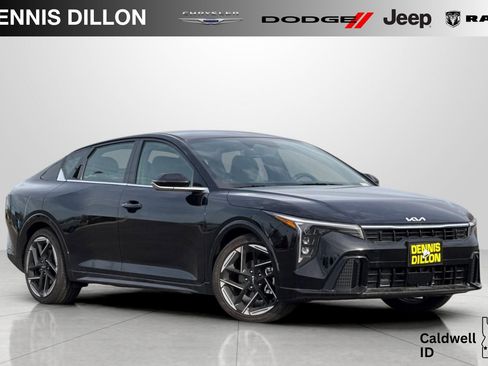 Used 2025 Kia K4 GT-Line image 1