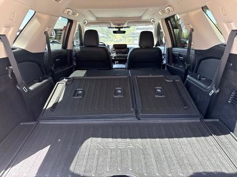 Certified 2025 Nissan Pathfinder Platinum w/ Cargo Package FWD image 25