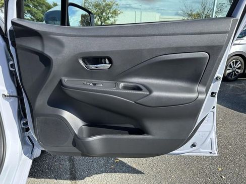 New 2025 Nissan Versa SV w/ Trunk Package FWD image 8