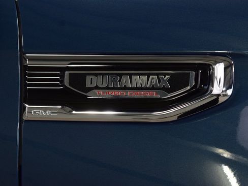 Used 2024 GMC Sierra 1500 SLT w/ SLT Premium Plus Package image 13