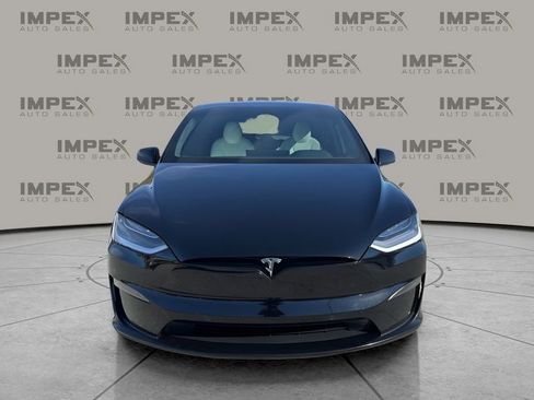 Used 2023 Tesla Model X image 8