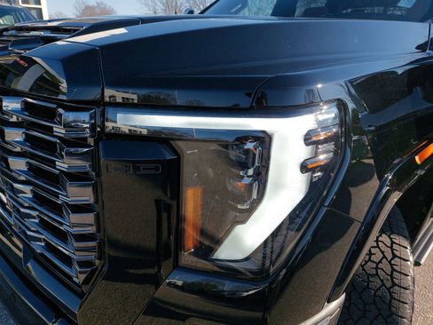 New 2026 GMC Sierra 2500 Denali Ultimate image 32