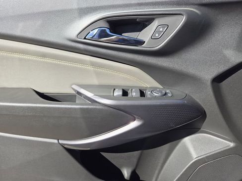 New 2026 Chevrolet Trax ACTIV w/ Driver Confidence Package image 17