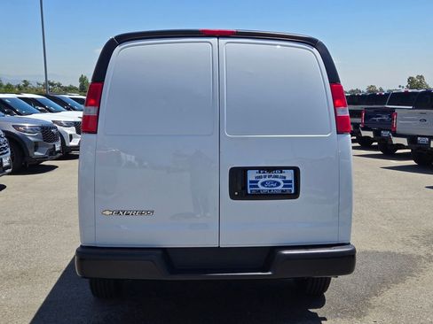 Used 2023 Chevrolet Express 2500 Extended w/ Driver Convenience Package RWD image 5