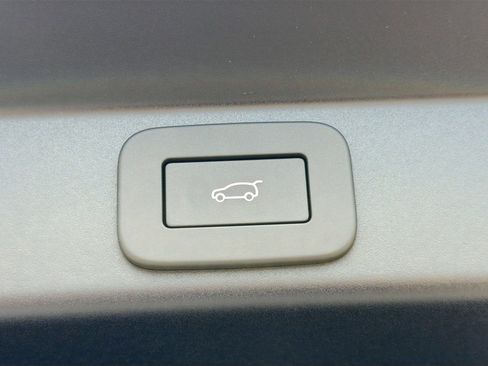 New 2026 Land Rover Range Rover Sport Dynamic SE AWD/4WD image 12