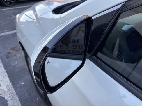 Used 2015 Nissan Pathfinder SL w/ SL Premium Package image 14