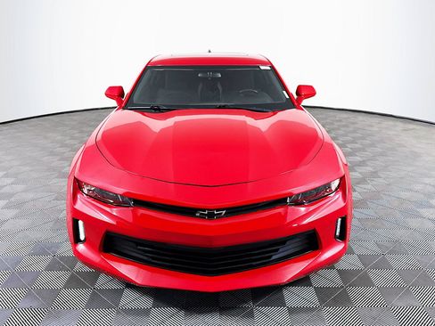Used 2018 Chevrolet Camaro LT w/ Technology Package RWD image 2