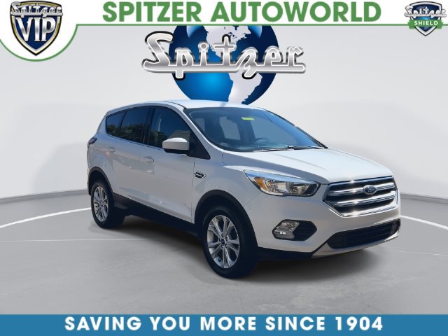 Used 2017 Ford Escape SE AWD/4WD image 3