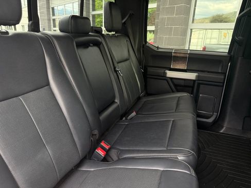Used 2022 Ford F250 Lariat w/ Black Appearance Package AWD/4WD image 41