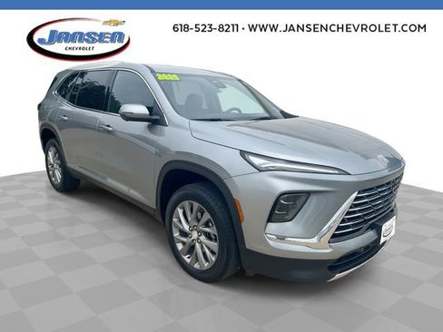 Used 2025 Buick Enclave Preferred AWD/4WD image 1