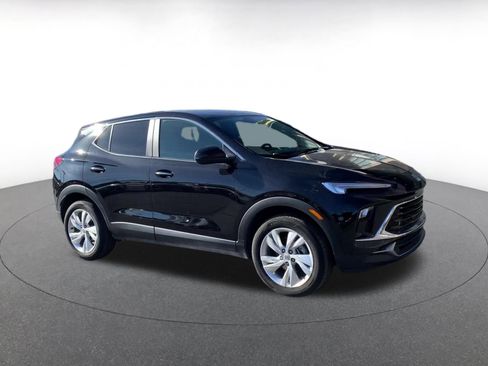 Used 2025 Buick Encore GX Preferred image 2