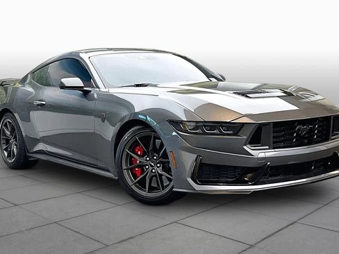 Used 2026 Ford Mustang Dark Horse RWD image 3