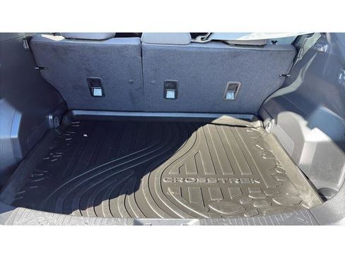 Used 2024 Subaru Crosstrek 2.0i Premium image 25