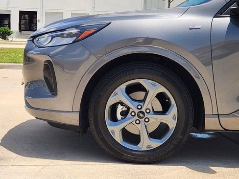 Used 2024 Ford Escape ST-Line FWD image 8