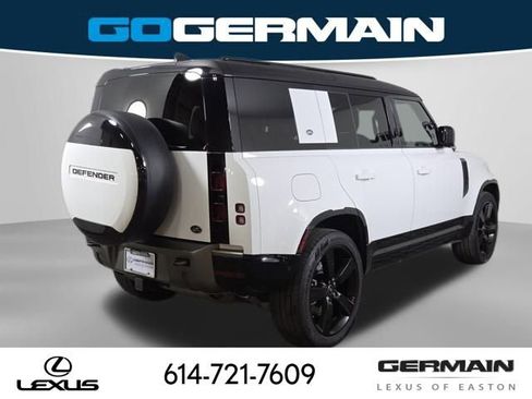 Used 2022 Land Rover Defender 110 X-Dynamic SE image 9