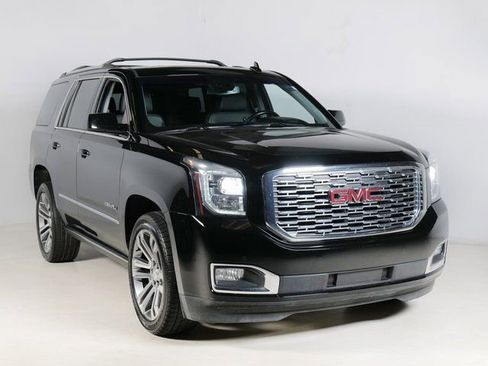 Used 2018 GMC Yukon Denali w/ Denali Ultimate Package AWD/4WD image 10