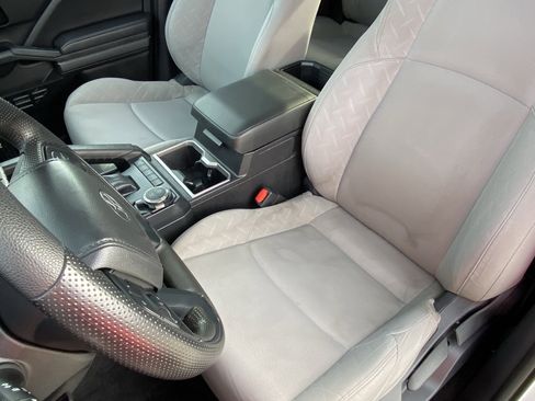 Certified 2024 Toyota Tacoma SR5 image 28