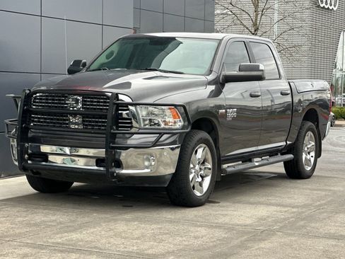 Used 2019 RAM 1500 Big Horn image 7