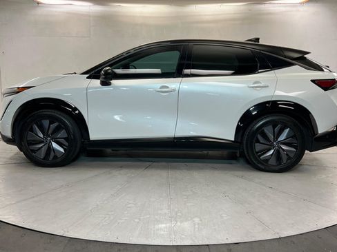 Used 2023 Nissan Ariya AWD/4WD image 2