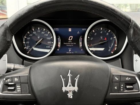 Used 2018 Maserati Ghibli S GranSport Q4 AWD/4WD image 32