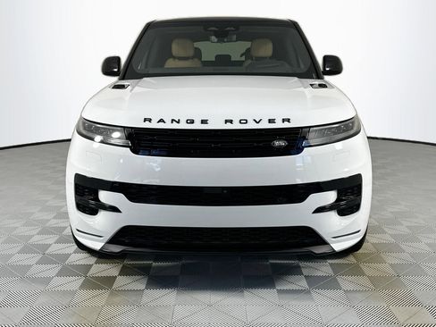 New 2026 Land Rover Range Rover Sport Dynamic SE image 2