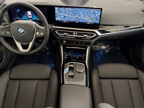 Used 2023 BMW i4 eDrive35 w/ Premium Package RWD image 3