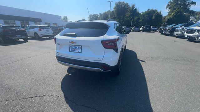 Used 2025 Chevrolet Trax LT w/ Driver Confidence Package FWD image 7