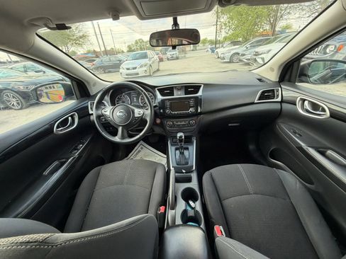 Used 2017 Nissan Sentra SV FWD image 12