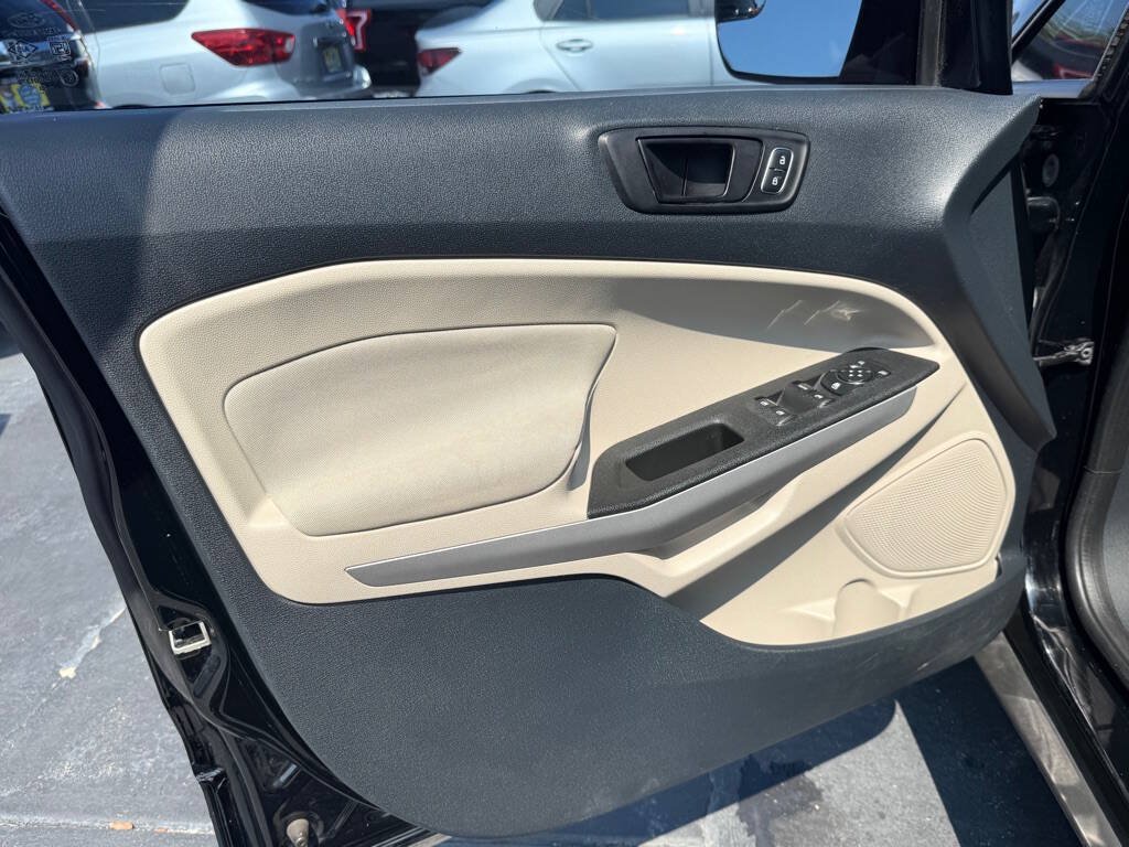 Used 2018 Ford EcoSport S FWD image 8