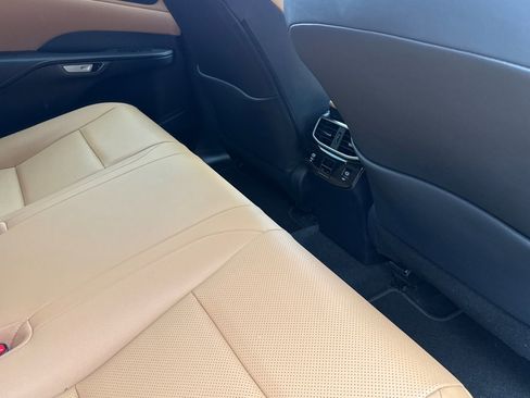Certified 2025 Lexus RX 350 FWD w/ Technology Package image 29