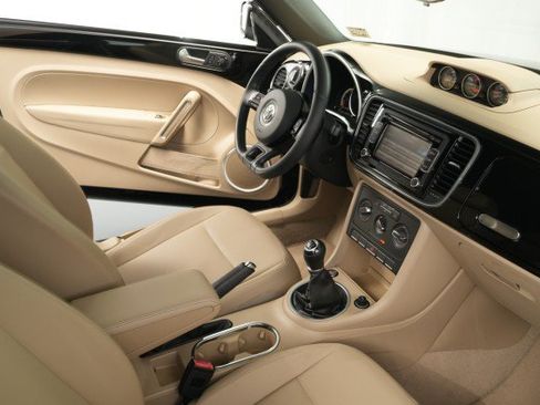 Used 2013 Volkswagen Beetle TDI FWD image 44
