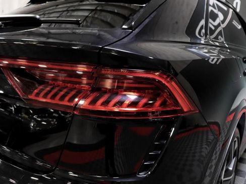 Used 2021 Audi RS Q8 w/ Black Optic Package image 8