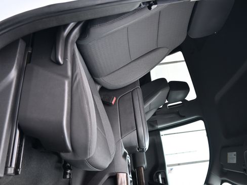 Used 2021 GMC Sierra 1500 Elevation image 33