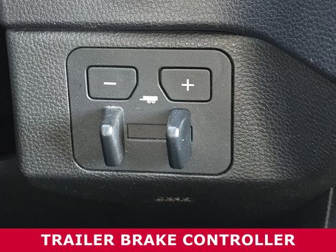 Used 2022 Toyota Tundra SR5 w/ SR5 Convenience Package image 24