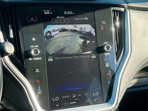 Used 2020 Subaru Outback Limited image 14