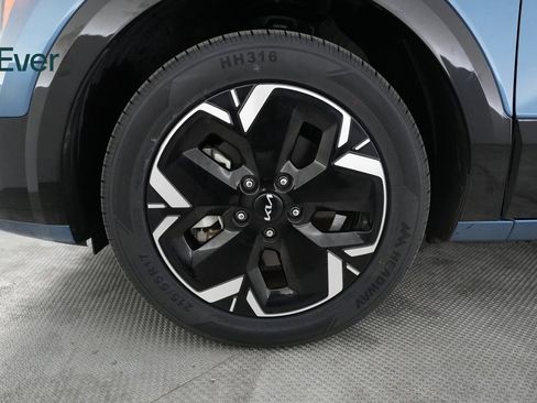 Used 2024 Kia Niro Wind image 18