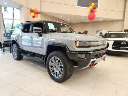 Used 2025 GMC Hummer EV 3X w/ LPO, Illumination Package