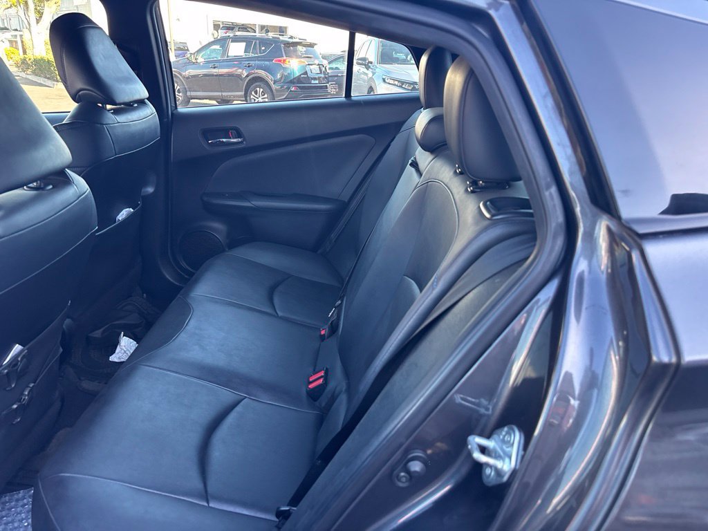 Used 2016 Toyota Prius Three Touring FWD image 10