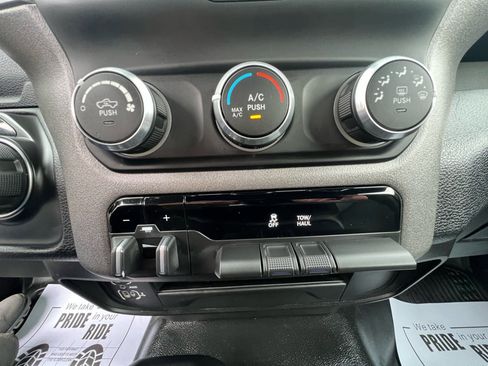 Used 2021 RAM 3500 Tradesman w/ Chrome Appearance Group AWD/4WD image 19
