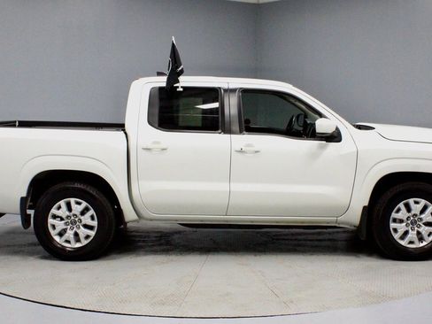 Certified 2024 Nissan Frontier SV w/ SV Convenience Package image 13