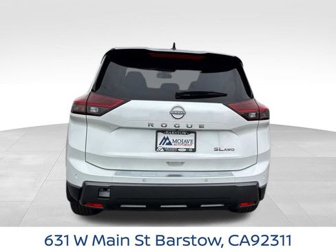 New 2025 Nissan Rogue SL AWD/4WD image 6