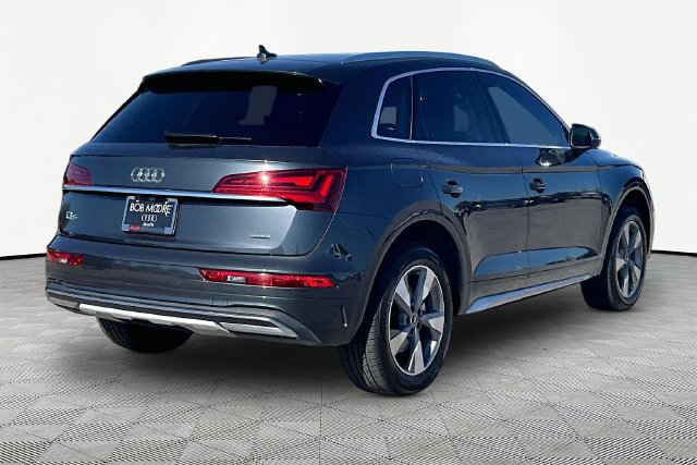 Used 2023 Audi Q5 2.0T Premium Plus w/ Premium Plus Package AWD/4WD image 2