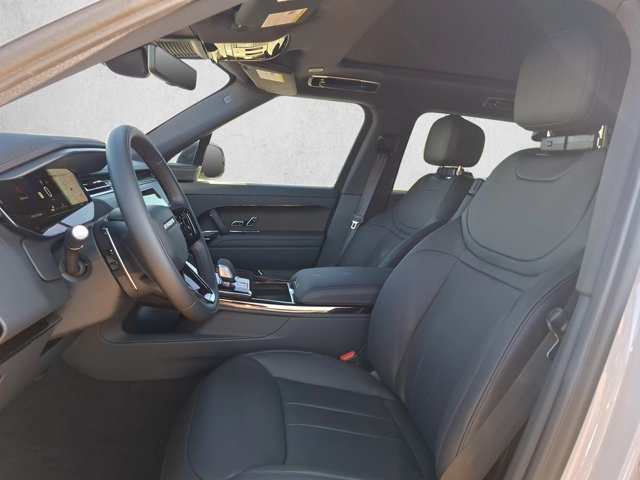 New 2027 Land Rover Range Rover Sport Dynamic SE AWD/4WD image 3