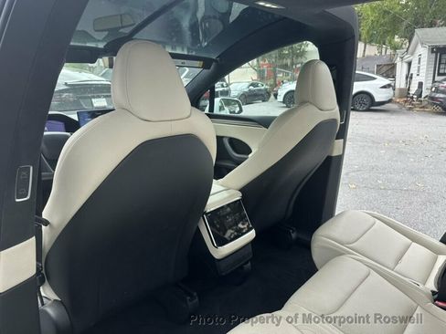 Used 2023 Tesla Model X AWD/4WD image 14