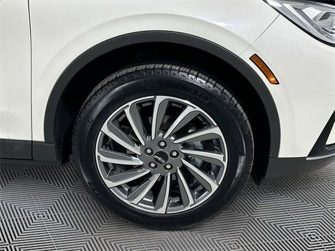 Used 2024 Lincoln Corsair Reserve w/ Equipment Group 201A image 11