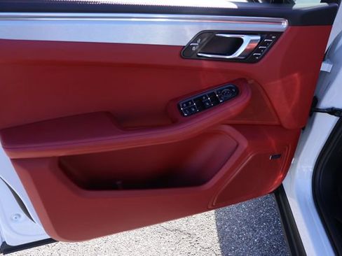 Used 2025 Porsche Macan Turbo image 12