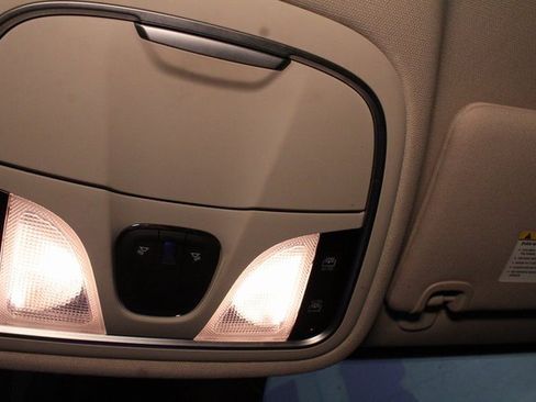 Used 2016 Chrysler 200 C w/ Sun & Sound Group image 17